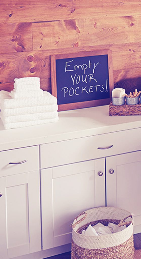 Laundry Sign: Empty Your Pockets